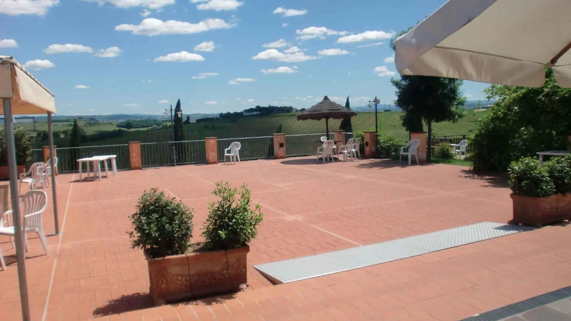 Apartments In Cerreto Guidi/Toskana 23873 İtalya